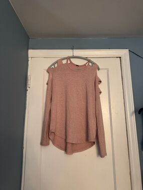 Poof! Very Soft Bkush  Pink Knit Top with Branded Tag Size L